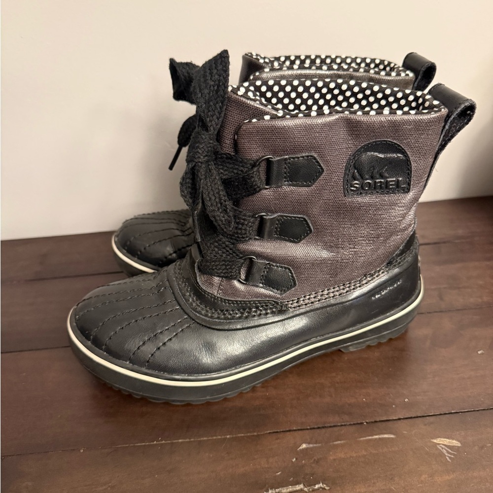 Sorel Out ’N About Waterproof Duck Boots – Women’s Size 6